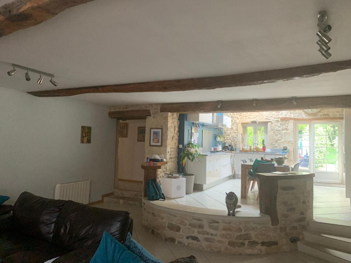 Les 5 Timbres Villa Montpellier-de-Médillan Exterior photo